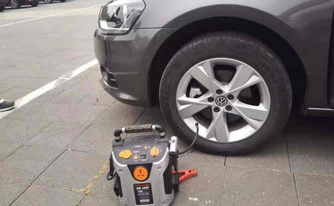 牟平区汽车搭电案例
