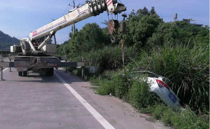 牟平区重载吊车救援 牟平区重载吊车救援